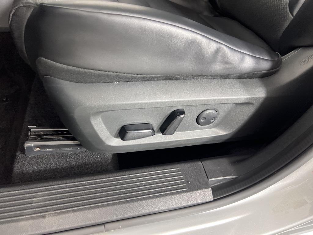 used 2021 Nissan Rogue car, priced at $22,544