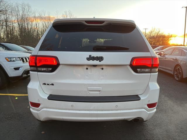 used 2022 Jeep Grand Cherokee car, priced at $28,938