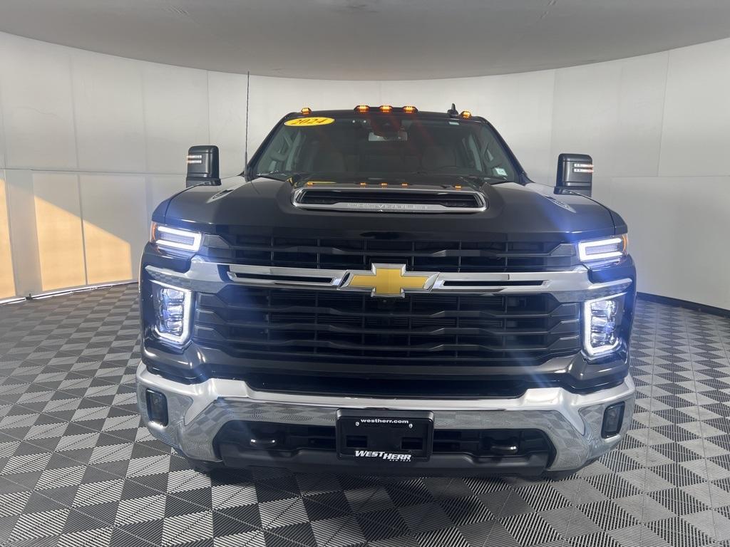 used 2024 Chevrolet Silverado 2500 car, priced at $54,923