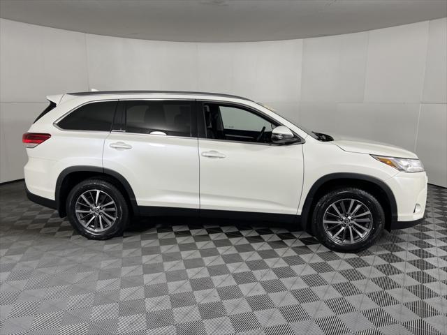 used 2019 Toyota Highlander car, priced at $28,942