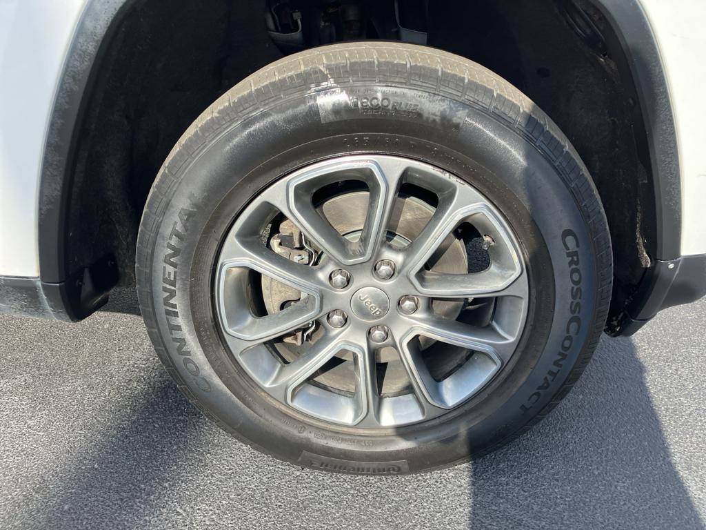 used 2014 Jeep Grand Cherokee car, priced at $9,500