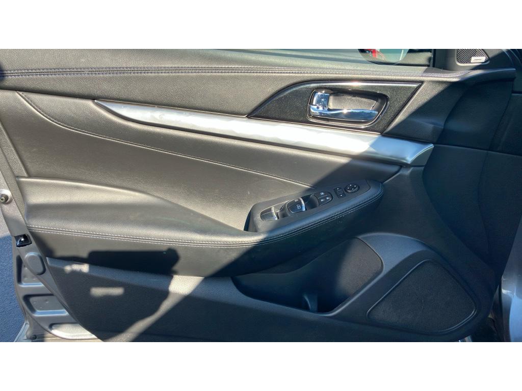 used 2018 Nissan Maxima car, priced at $20,250