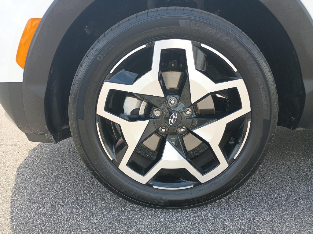 used 2024 Hyundai SANTA CRUZ car, priced at $27,500