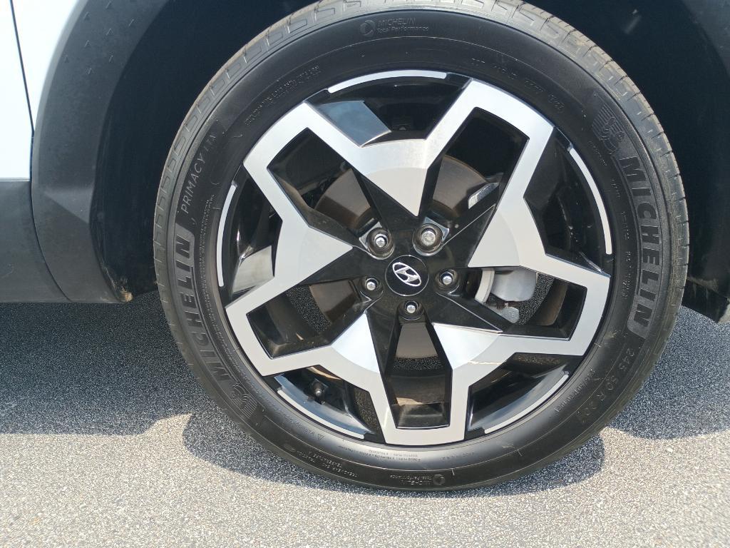 used 2024 Hyundai SANTA CRUZ car, priced at $27,500