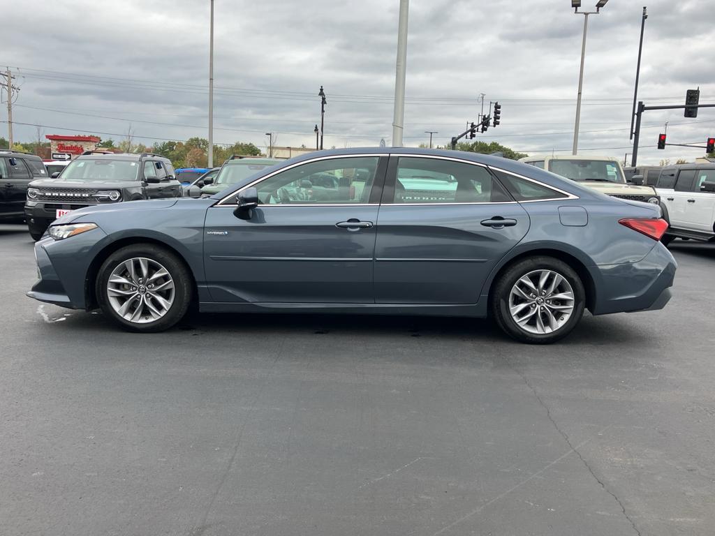 used 2019 Toyota Avalon Hybrid car, priced at $17,995