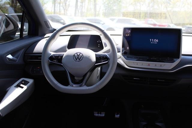 used 2021 Volkswagen ID.4 car, priced at $24,999