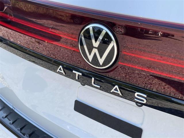 new 2026 Volkswagen Atlas car, priced at $50,681