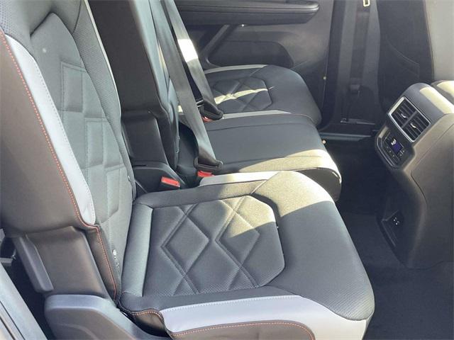 new 2026 Volkswagen Atlas car, priced at $50,681