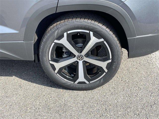 new 2025 Volkswagen Taos car, priced at $32,686
