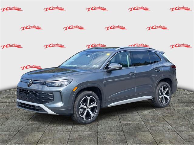 new 2025 Volkswagen Tiguan car, priced at $35,084