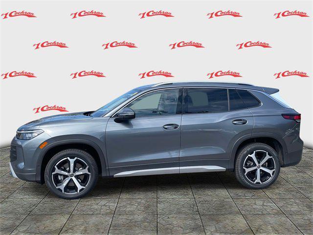 new 2025 Volkswagen Tiguan car, priced at $35,084