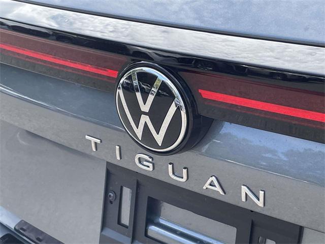 new 2025 Volkswagen Tiguan car, priced at $35,084