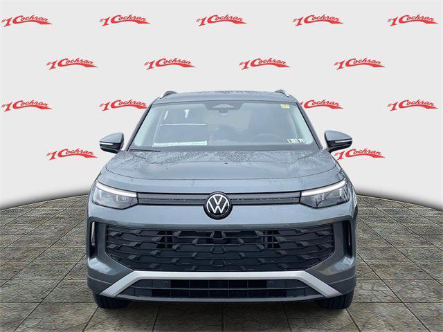 new 2025 Volkswagen Tiguan car, priced at $34,039
