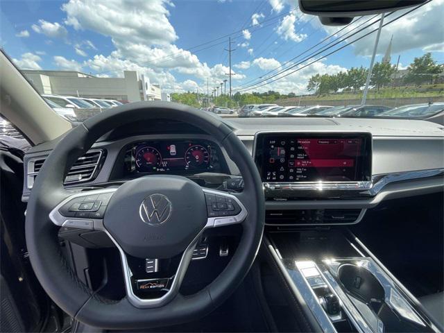 new 2025 Volkswagen Atlas car, priced at $44,534