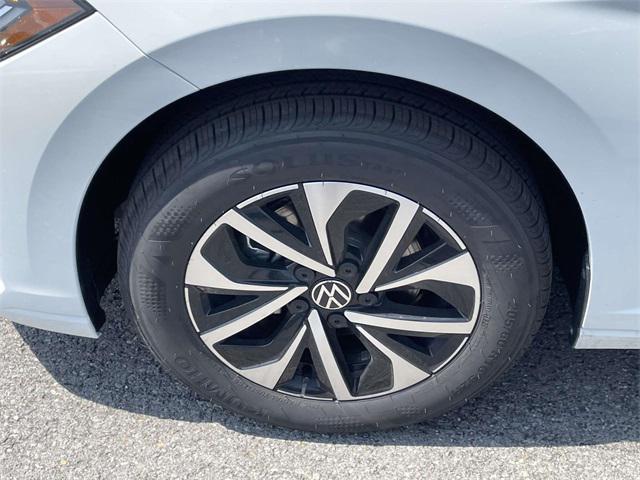 new 2025 Volkswagen Jetta car, priced at $25,144