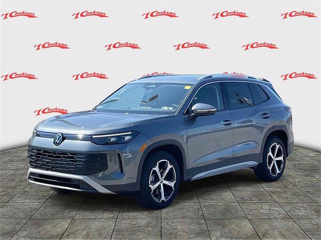new 2025 Volkswagen Tiguan car, priced at $35,084