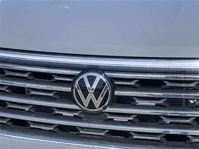 new 2025 Volkswagen Atlas car, priced at $45,291