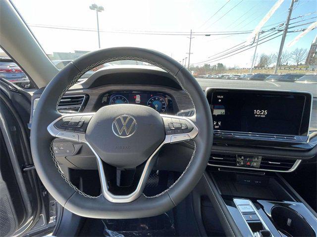 new 2025 Volkswagen Atlas car, priced at $45,291