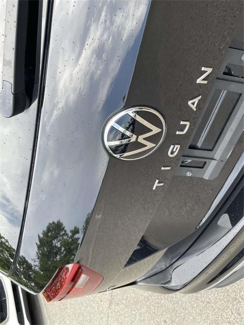used 2022 Volkswagen Tiguan car, priced at $24,274
