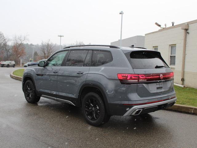 new 2024 Volkswagen Atlas car, priced at $48,328