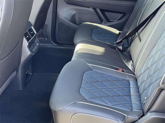 new 2026 Volkswagen Atlas Cross Sport car, priced at $53,898