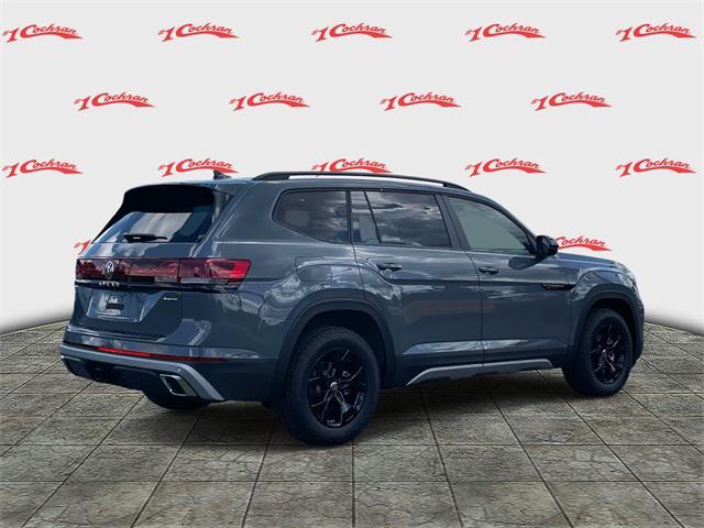 new 2025 Volkswagen Atlas car, priced at $45,569