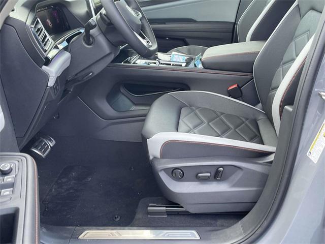 new 2025 Volkswagen Atlas car, priced at $45,569