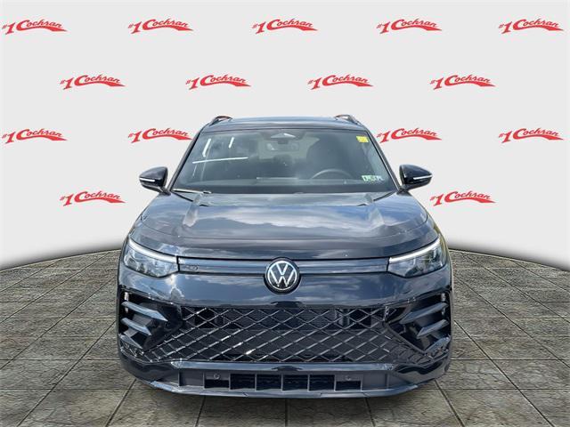 new 2025 Volkswagen Tiguan car, priced at $37,437