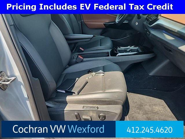 used 2022 Volkswagen ID.4 car, priced at $20,250