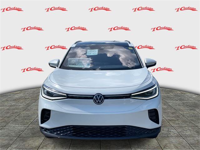 new 2025 Volkswagen ID.4 car, priced at $52,291