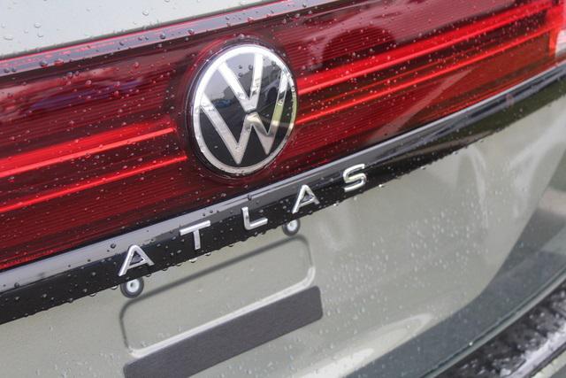 new 2025 Volkswagen Atlas car, priced at $46,939