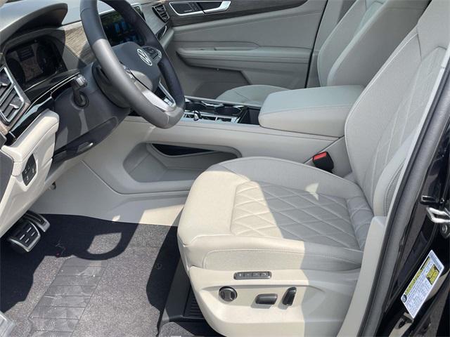 new 2025 Volkswagen Atlas car, priced at $51,791