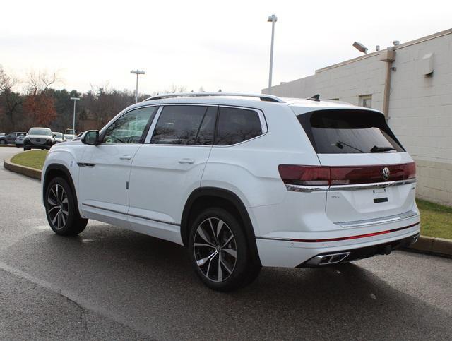 new 2025 Volkswagen Atlas car, priced at $53,424