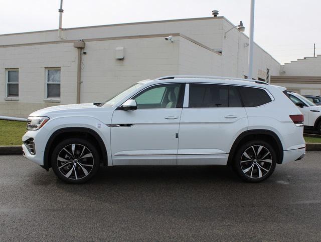 new 2025 Volkswagen Atlas car, priced at $53,424