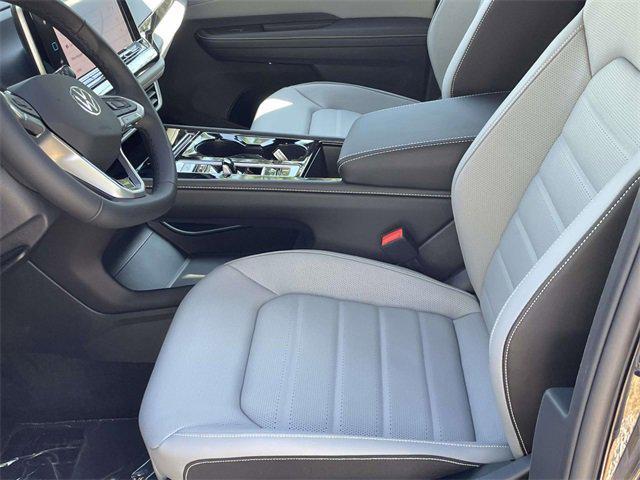 new 2026 Volkswagen Atlas Cross Sport car, priced at $50,938