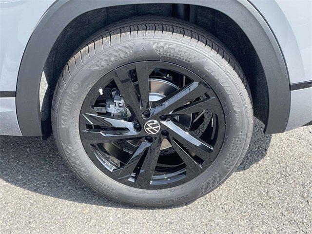 new 2025 Volkswagen Atlas Cross Sport car, priced at $48,146