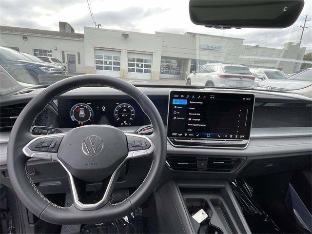 new 2025 Volkswagen Tiguan car, priced at $35,409