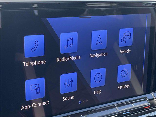 new 2025 Volkswagen Atlas car, priced at $42,074