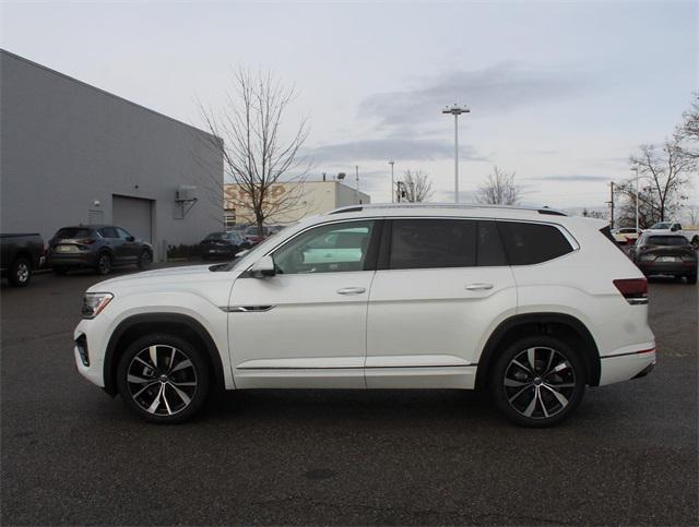 new 2025 Volkswagen Atlas car, priced at $53,307