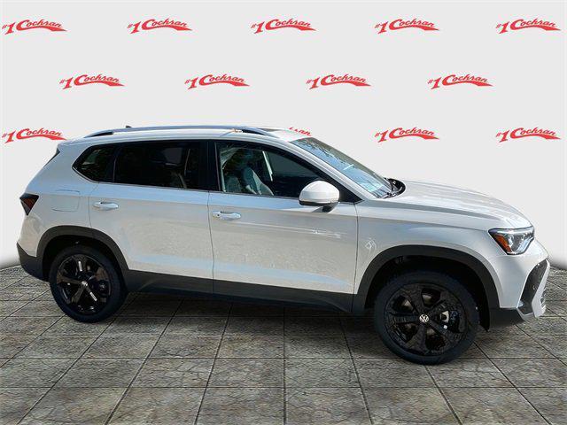 new 2025 Volkswagen Taos car, priced at $33,298