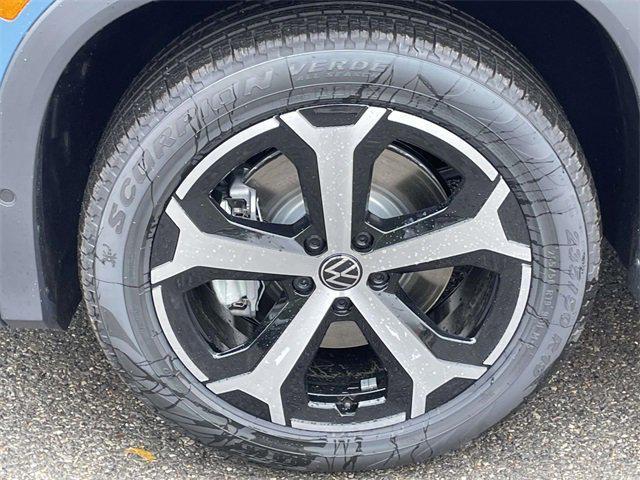 new 2025 Volkswagen Tiguan car, priced at $35,846