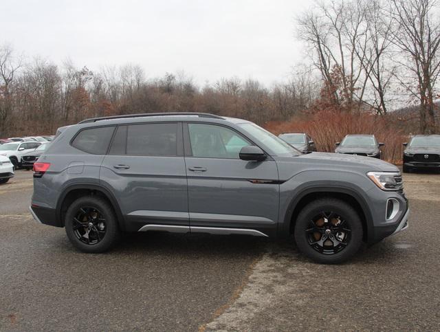 new 2025 Volkswagen Atlas car, priced at $46,796