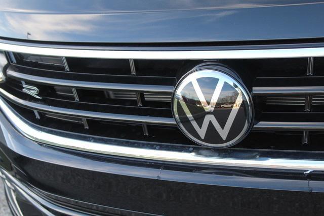 new 2024 Volkswagen Tiguan car, priced at $34,027