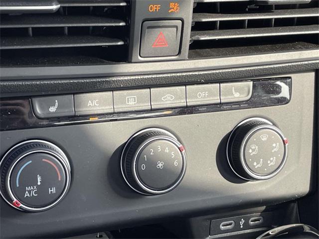 used 2024 Volkswagen Jetta car, priced at $21,291