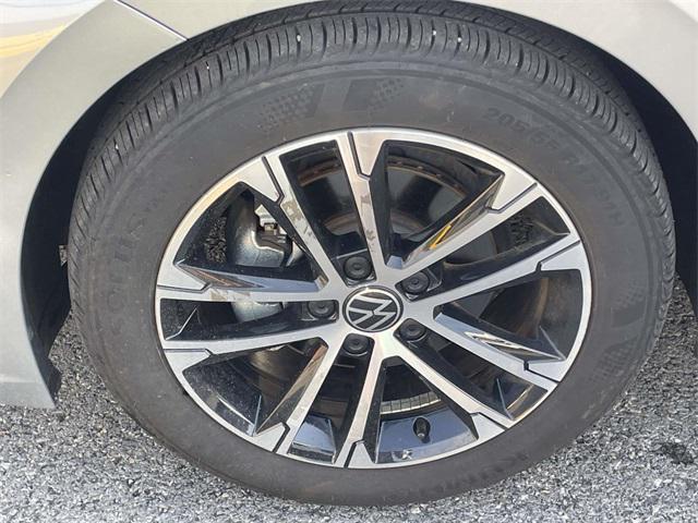 used 2024 Volkswagen Jetta car, priced at $21,291