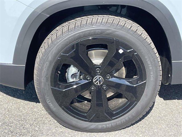 new 2025 Volkswagen Taos car, priced at $30,848