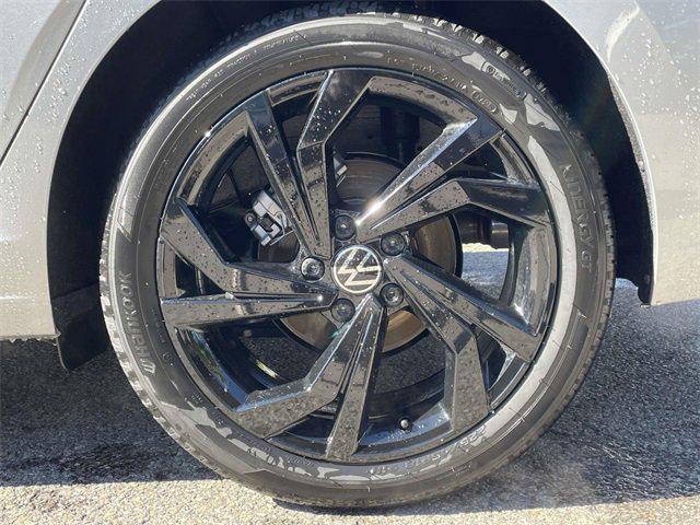 new 2025 Volkswagen Jetta car, priced at $27,177
