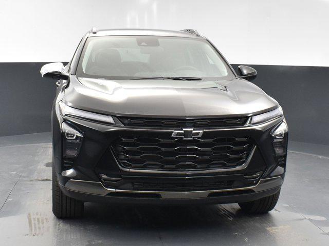 new 2025 Chevrolet Trax car, priced at $27,005