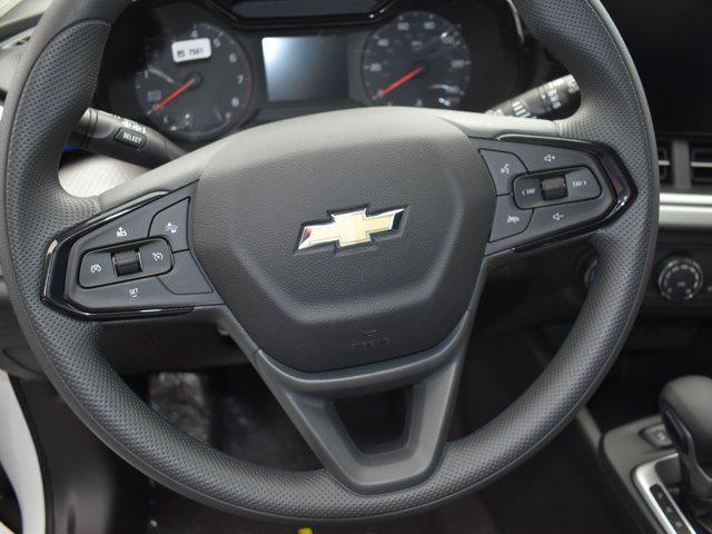 new 2025 Chevrolet Trax car, priced at $23,785