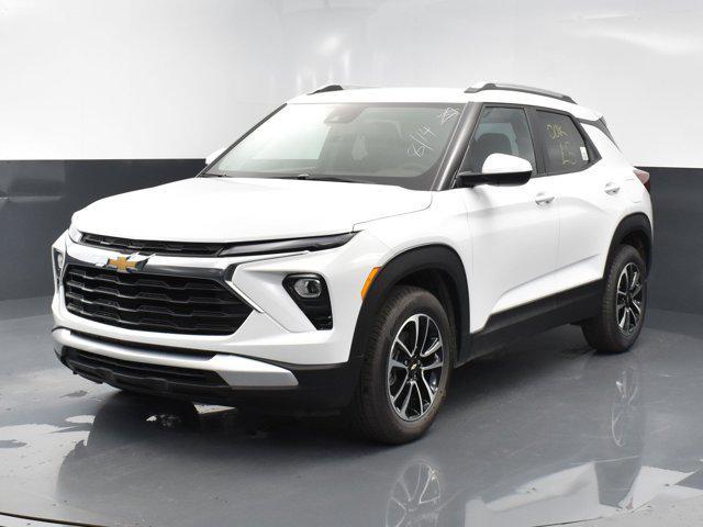 new 2025 Chevrolet TrailBlazer car, priced at $26,765